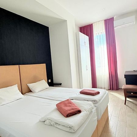 Star Hotel Kutaiszi Kültér fotó