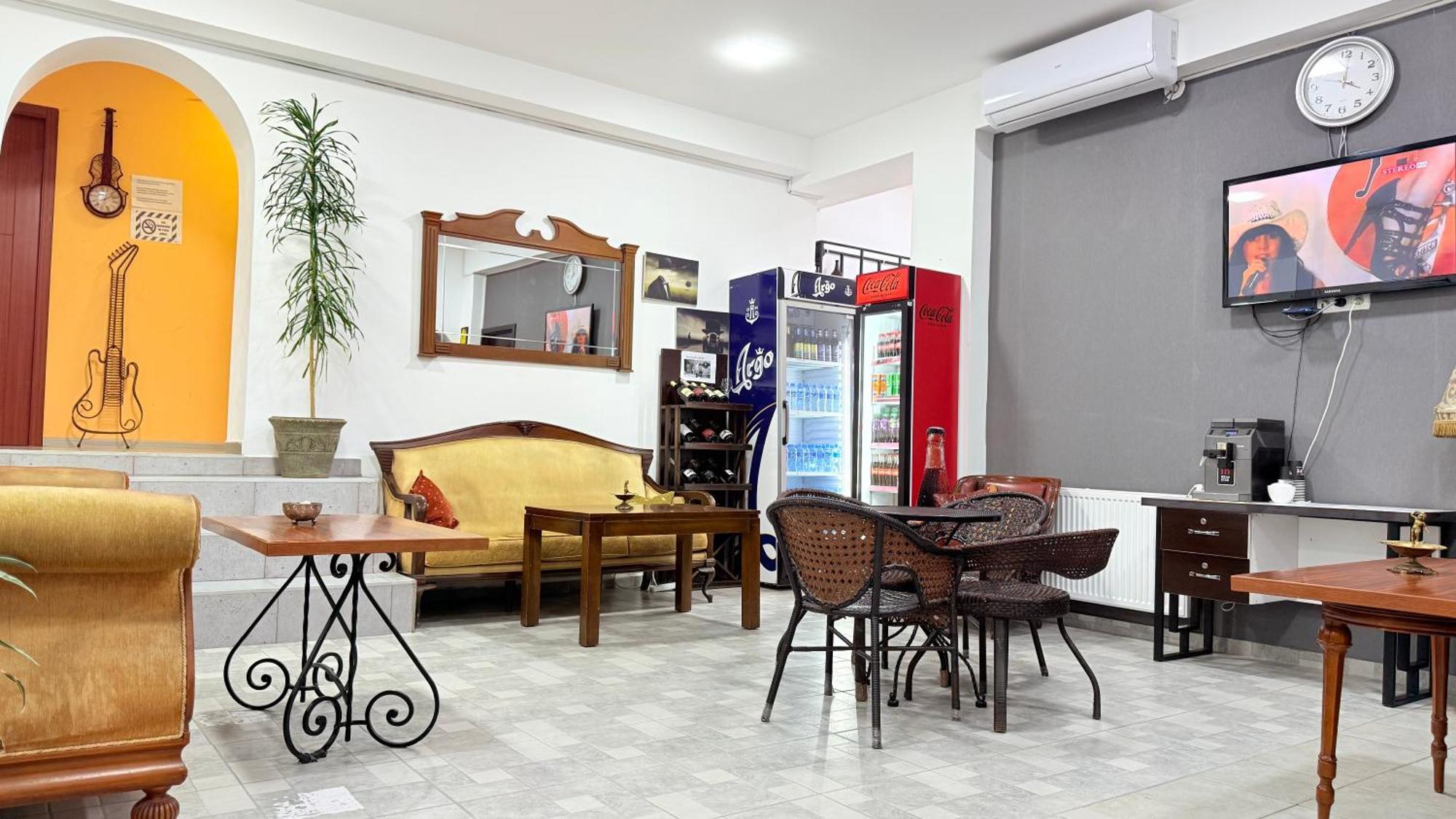 Star Hotel Kutaiszi Kültér fotó
